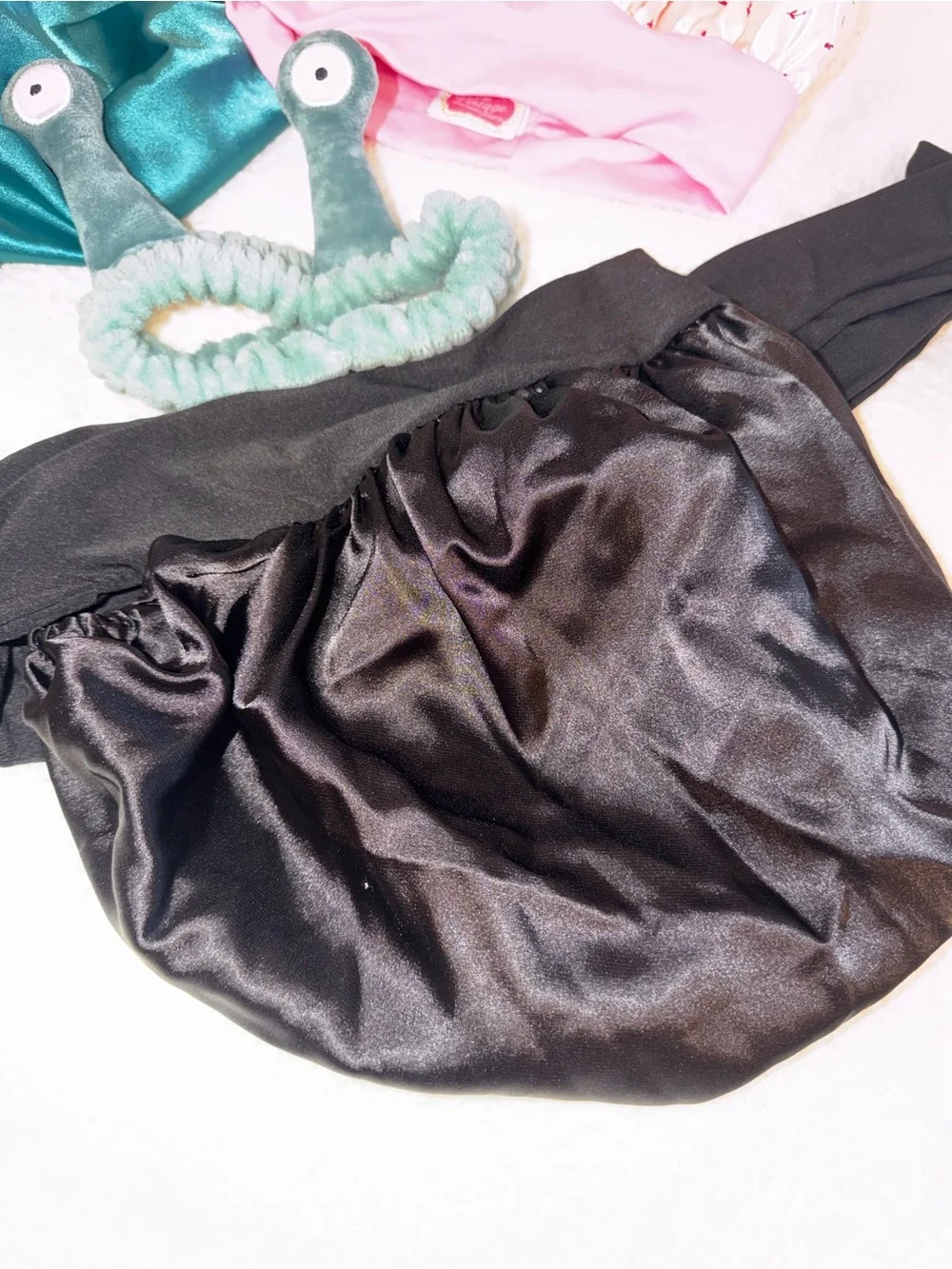 3 hair bonnets and 1 headband - Teal, Pink, Black